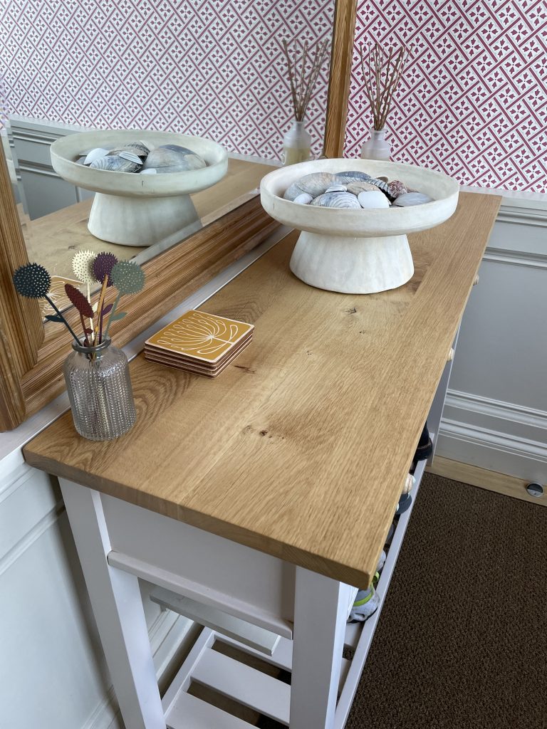 Replacement oak table top by Chapelhill Fine Furniture.