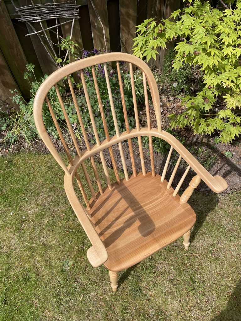 Finished Windsor chair by Iain Stirling of Chapelhill Fine Furniture.