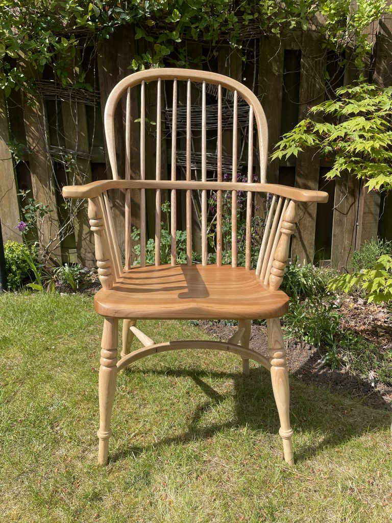 Finished Windsor chair by Iain Stirling of Chapelhill Fine Furniture.