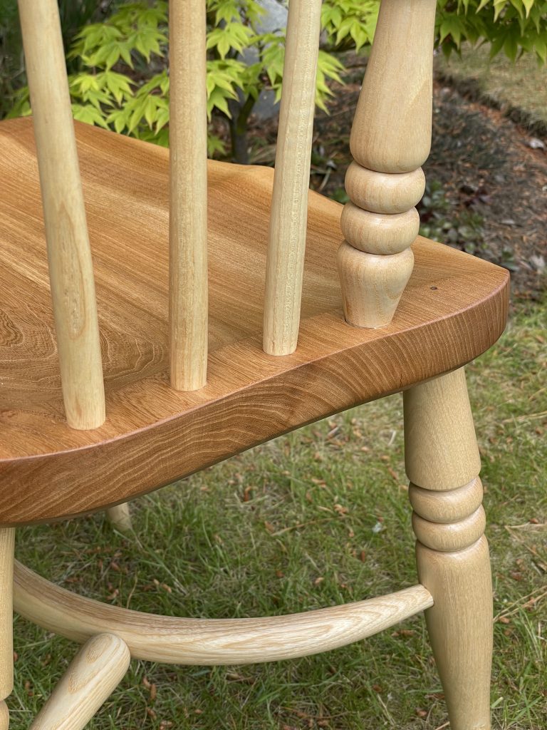 Finished Windsor chair by Iain Stirling of Chapelhill Fine Furniture.